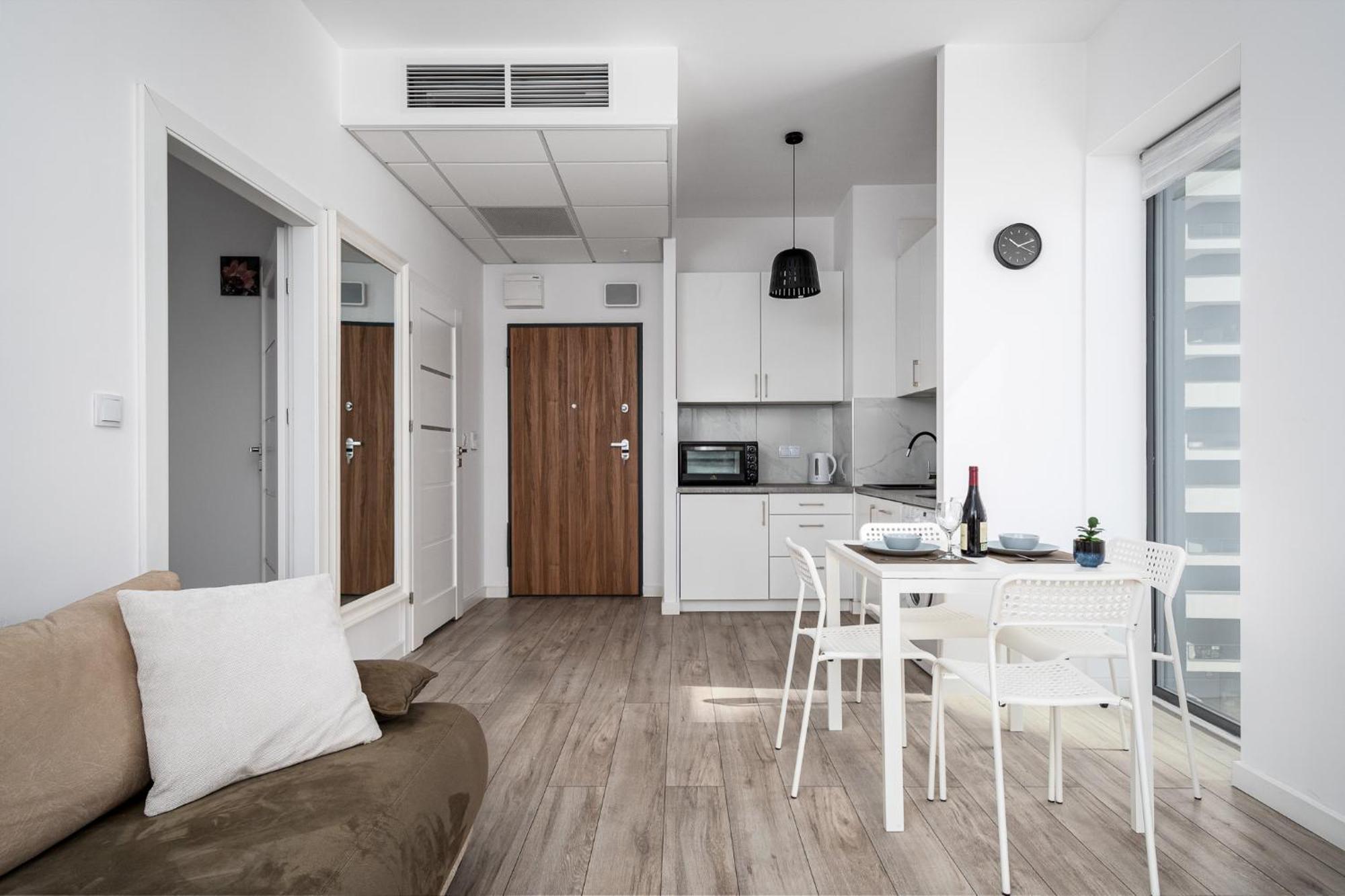 Apart D&K Free Parking Aleja Prymasa Tysiaclecia 83A Apartman Varsó Kültér fotó